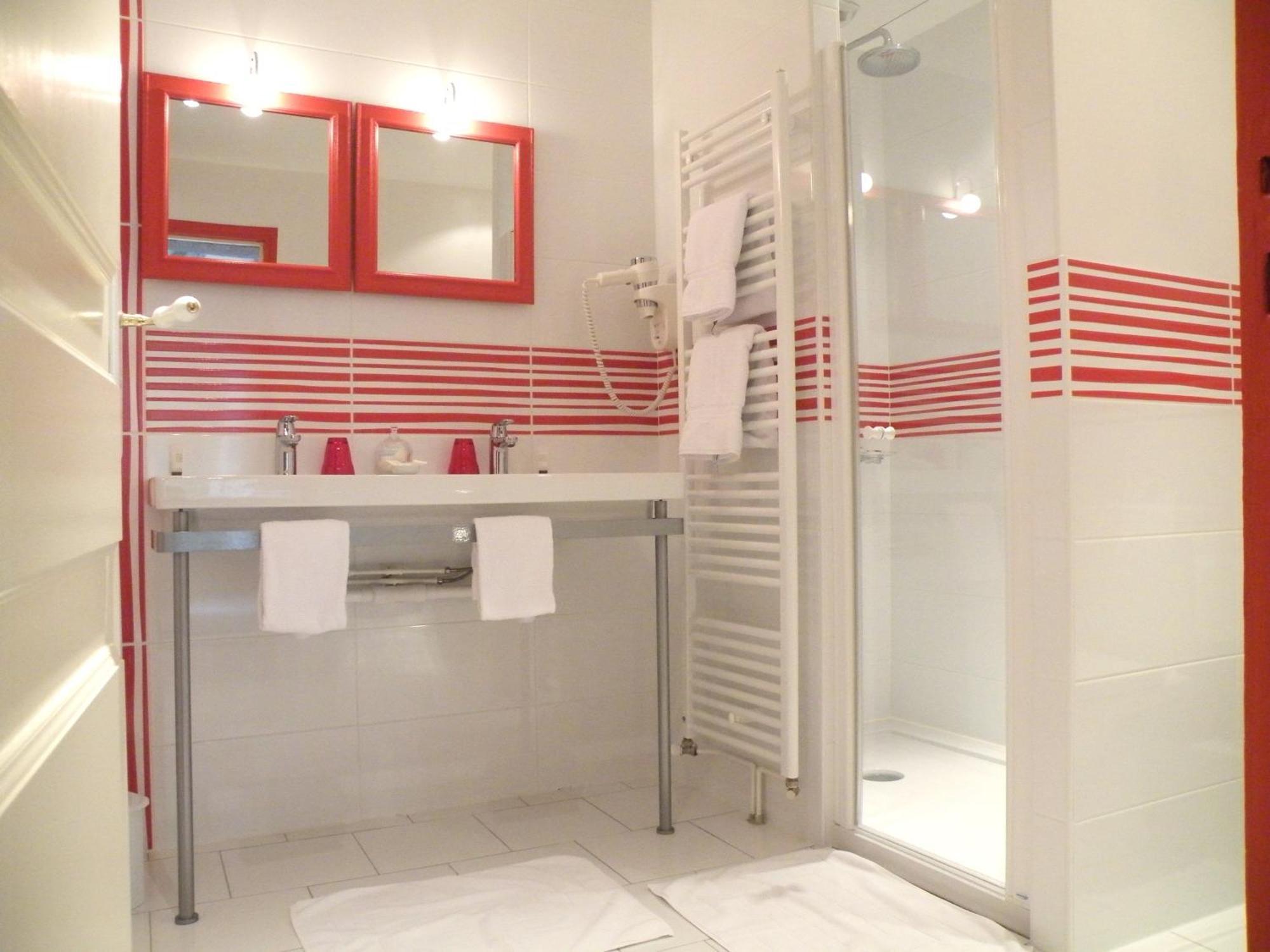 Hotel Diderot Шинон Экстерьер фото