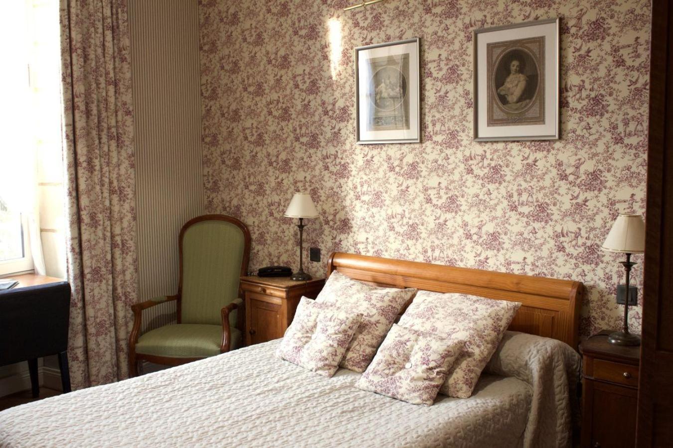 Hotel Diderot Шинон Экстерьер фото