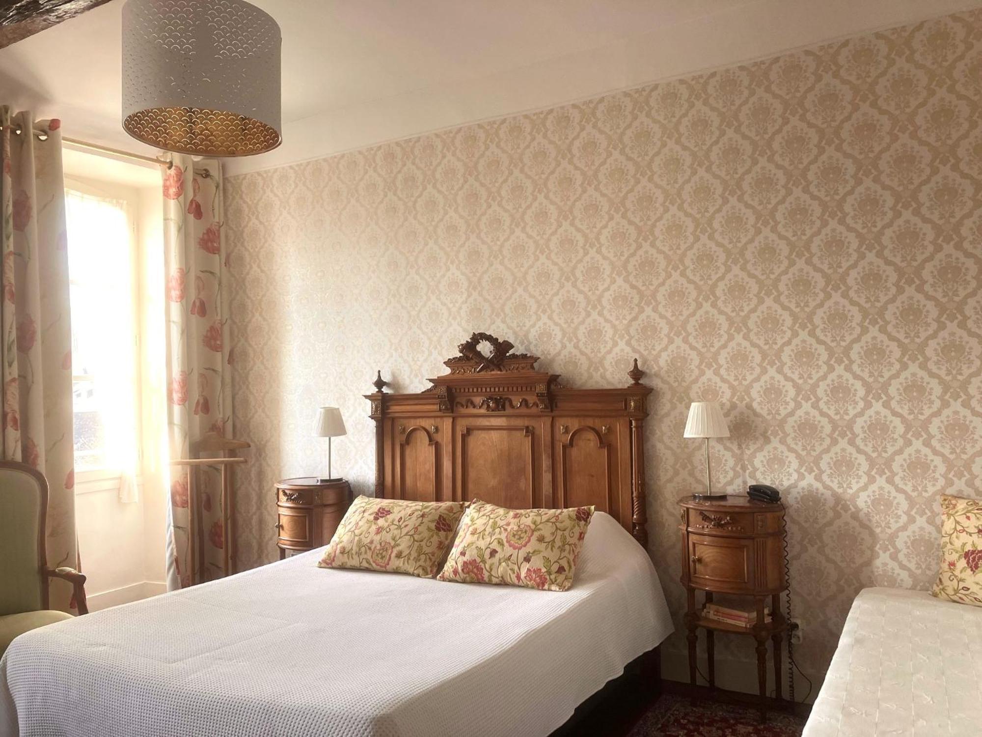 Hotel Diderot Шинон Экстерьер фото