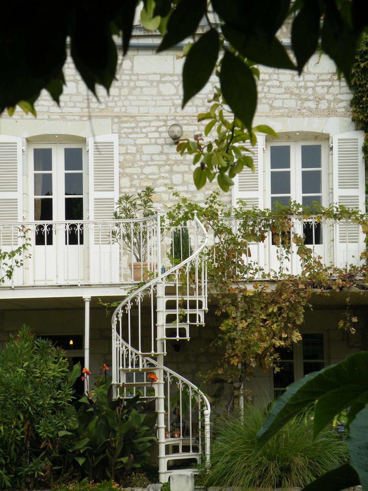Hotel Diderot Шинон Экстерьер фото