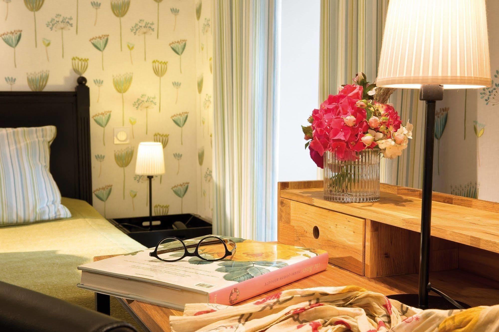 Hotel Diderot Шинон Экстерьер фото